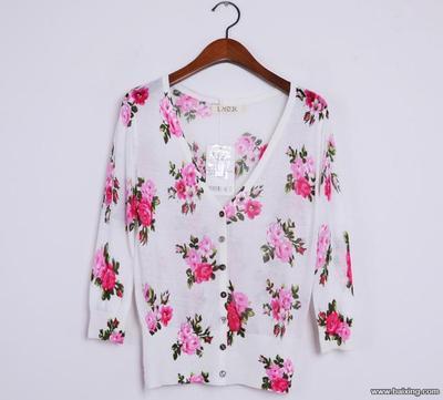 北京豐臺外貿服裝批發新動態 秋冬裝毛衣毛衫20萬件到庫，引爆采購熱潮